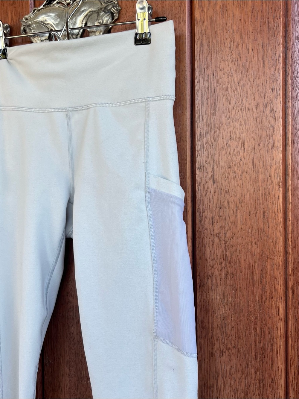Women’s Powerhold Fabletics Leggings - Picture 3 of 5